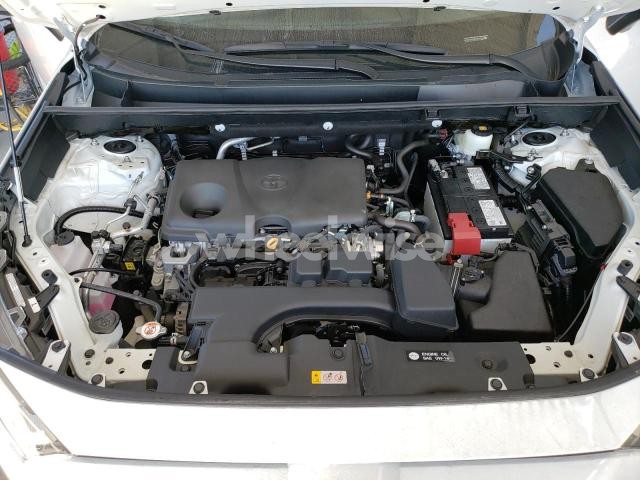 Photo 3 of 2025 TOYOTA RAV4 LE (VIN 2T3H1RFV2SC323179)