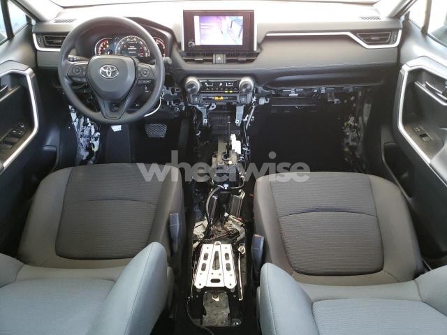Photo 6 of 2025 TOYOTA RAV4 LE (VIN 2T3H1RFV2SC323179)