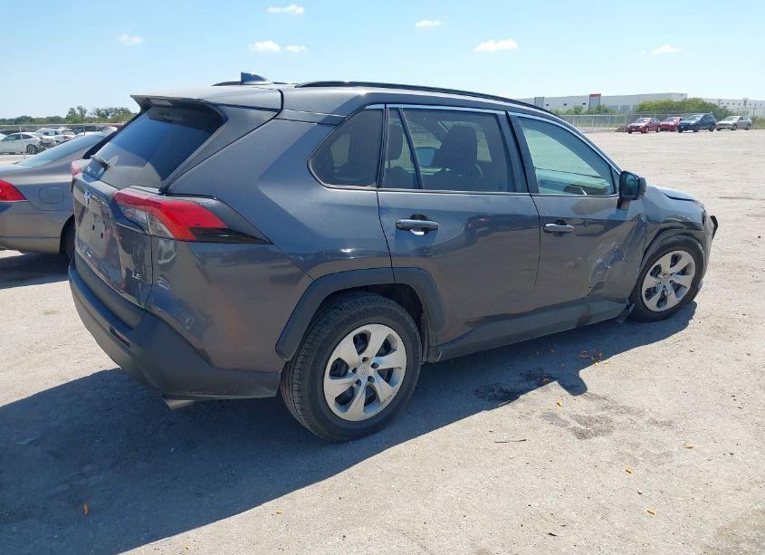 Photo 4 of 2019 Toyota Rav4 LE (VIN 2T3H1RFV3KW030020)