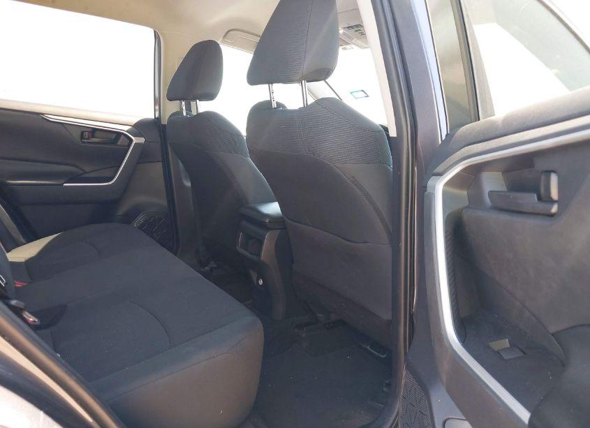 Photo 8 of 2019 Toyota Rav4 LE (VIN 2T3H1RFV3KW030020)