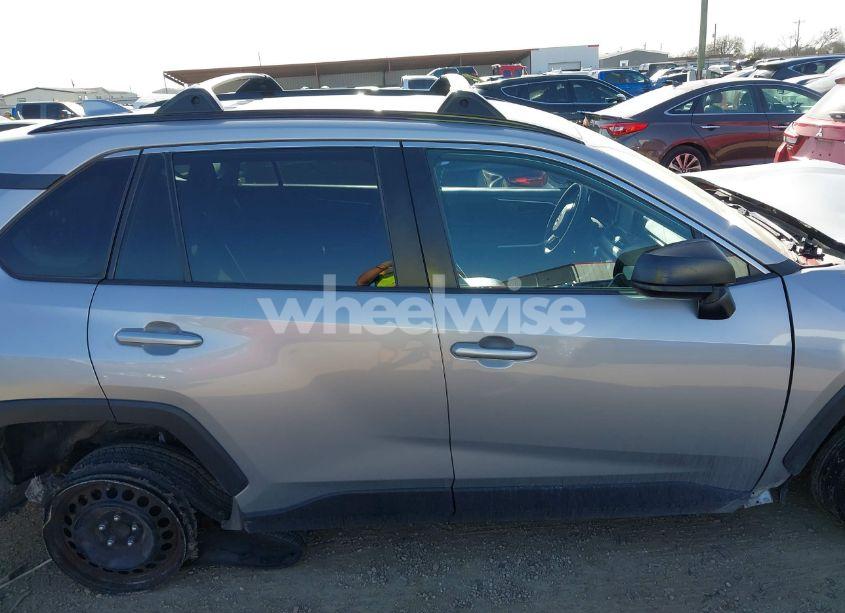 Photo 13 of 2020 Toyota Rav4 LE (VIN 2T3H1RFV3LW088078)