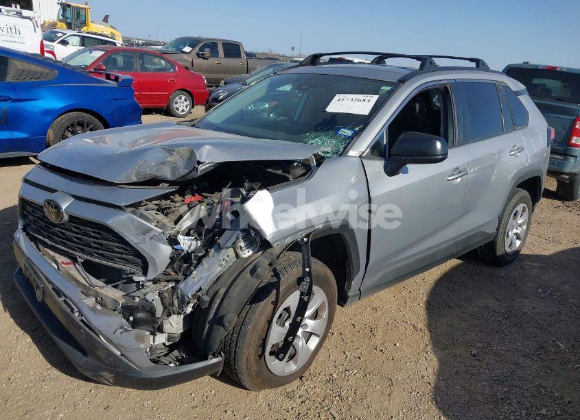 Photo 2 of 2020 Toyota Rav4 LE (VIN 2T3H1RFV3LW088078)