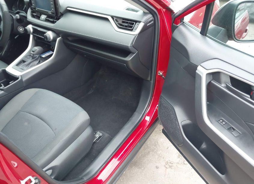Photo 5 of 2022 Toyota Rav4 LE (VIN 2T3H1RFV3NW195800)