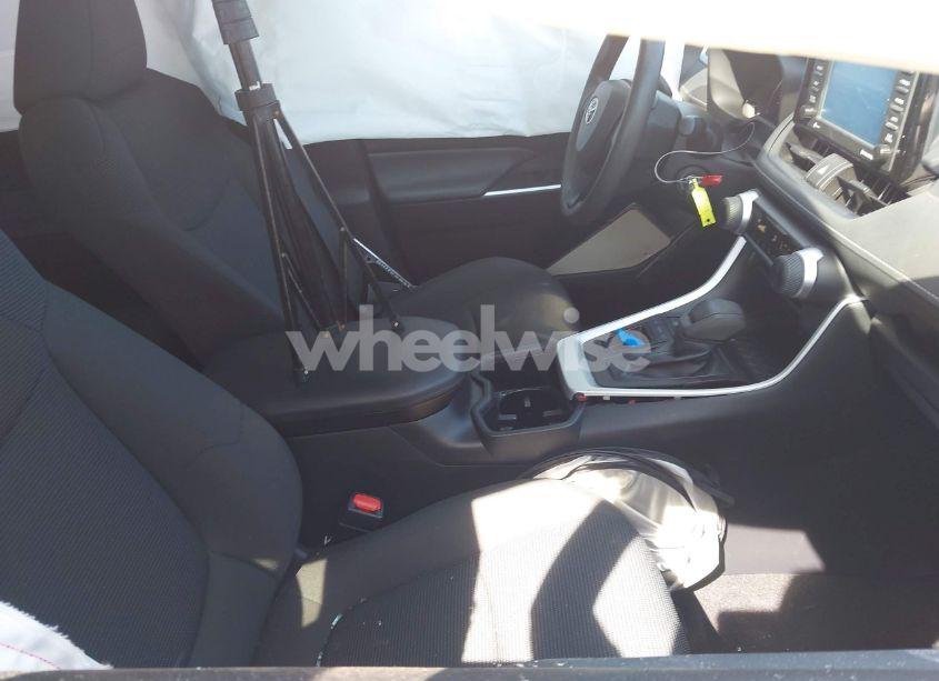 Photo 5 of 2022 Toyota Rav4 LE (VIN 2T3H1RFV3NW200526)