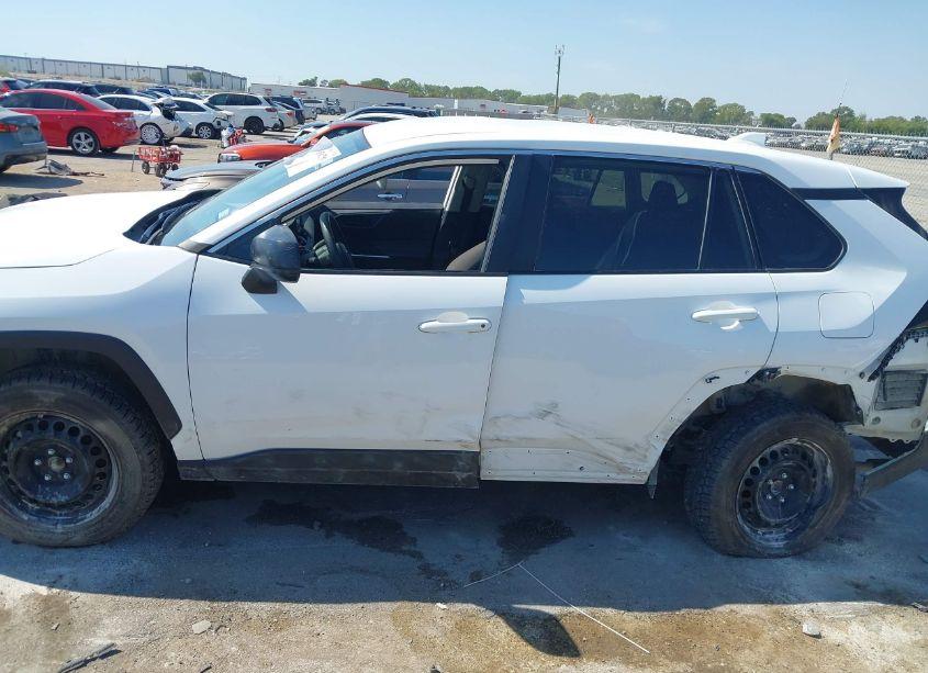 Photo 13 of 2022 Toyota Rav4 LE (VIN 2T3H1RFV3NW207248)