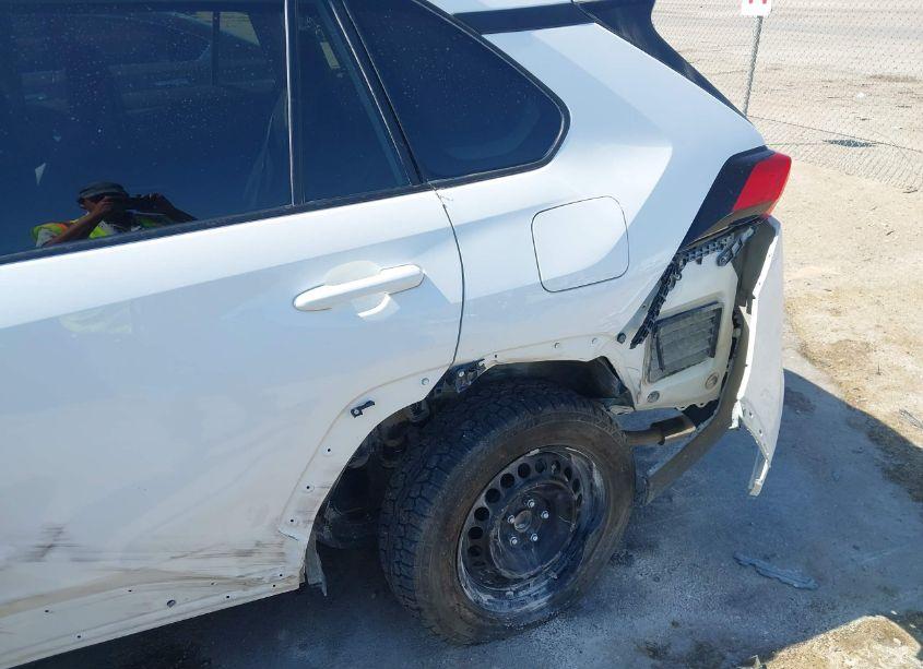 Photo 6 of 2022 Toyota Rav4 LE (VIN 2T3H1RFV3NW207248)