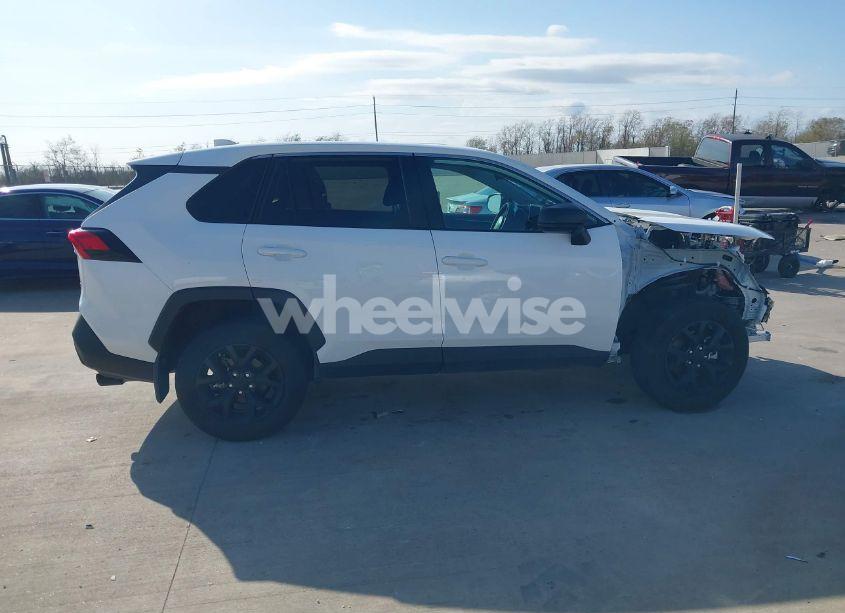 Photo 13 of 2024 Toyota Rav4 LE (VIN 2T3H1RFV3RC255338)