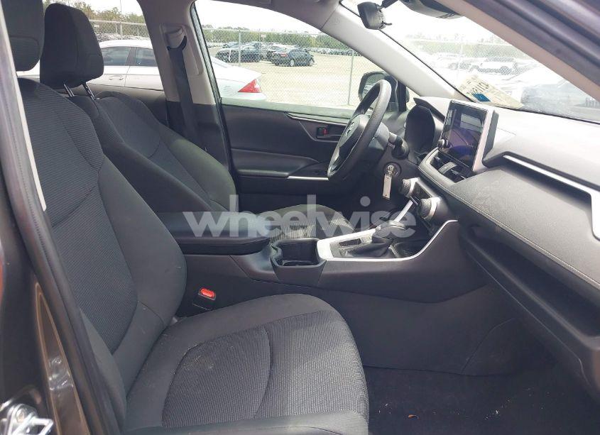 Photo 5 of 2024 Toyota Rav4 LE (VIN 2T3H1RFV3RC266839)