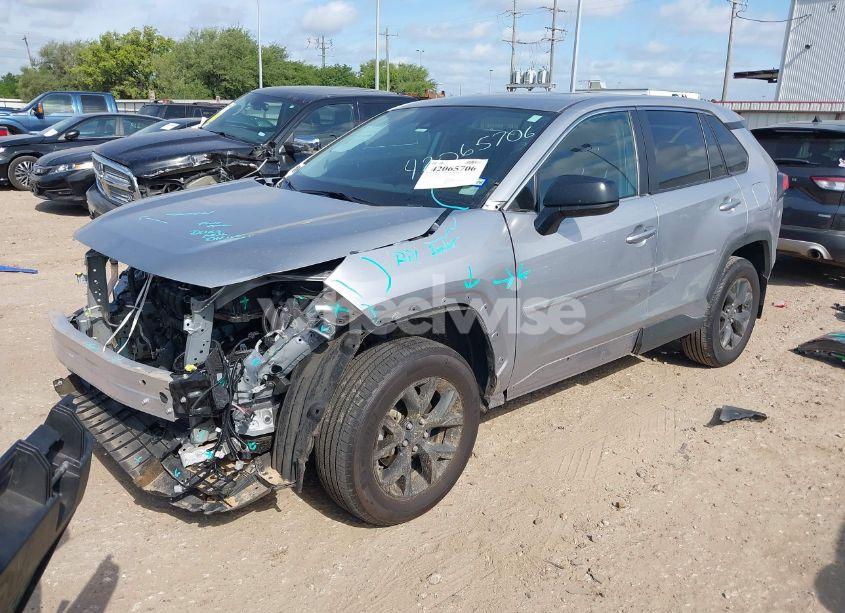 Photo 2 of 2024 Toyota Rav4 LE (VIN 2T3H1RFV3RC275685)