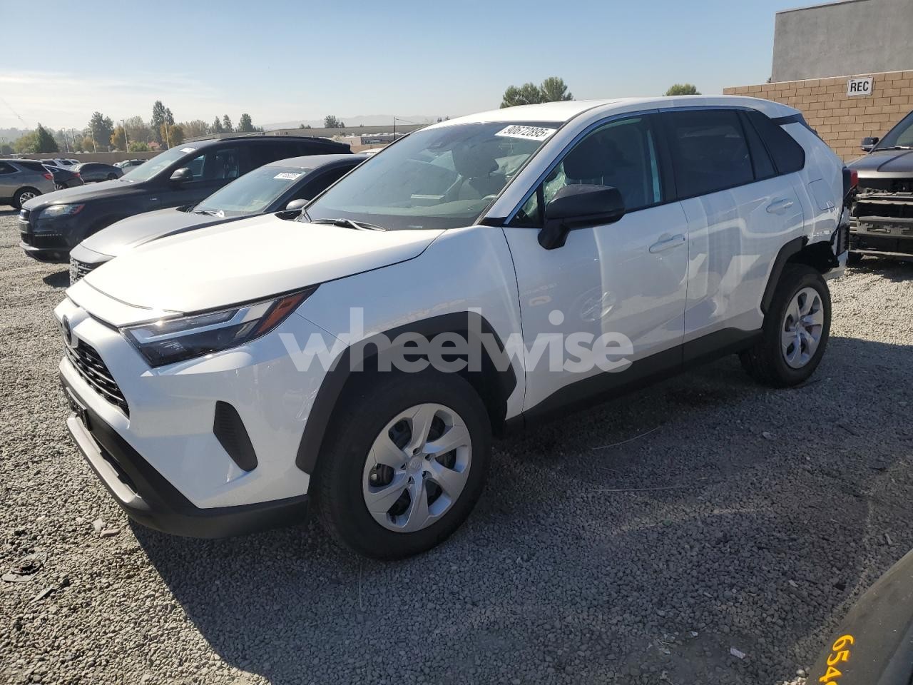 2025 TOYOTA RAV4 LE (VIN 2T3H1RFV3SW423001) main photo