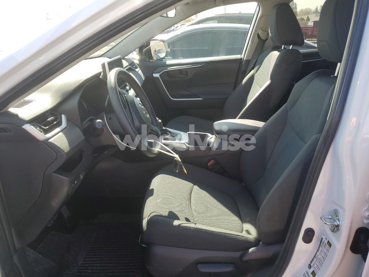 Photo 7 of 2025 TOYOTA RAV4 LE (VIN 2T3H1RFV3SW423001)