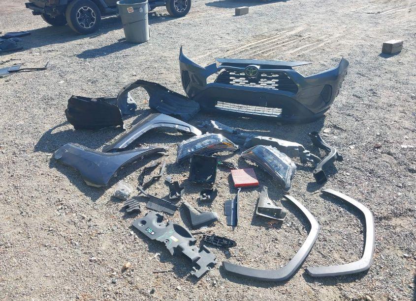 Photo 12 of 2019 Toyota Rav4 LE (VIN 2T3H1RFV4KC022946)