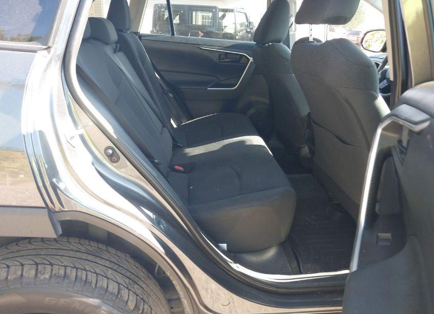 Photo 8 of 2019 Toyota Rav4 LE (VIN 2T3H1RFV4KC022946)