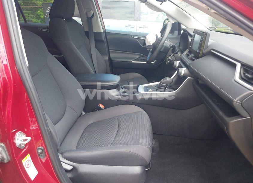 Photo 5 of 2019 Toyota Rav4 LE (VIN 2T3H1RFV4KW002890)