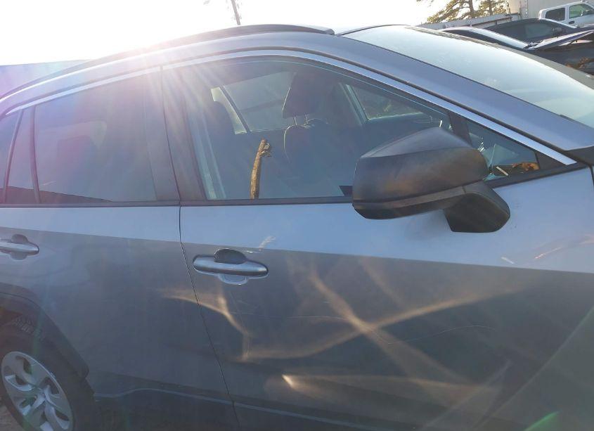 Photo 13 of 2019 Toyota Rav4 LE (VIN 2T3H1RFV4KW042659)