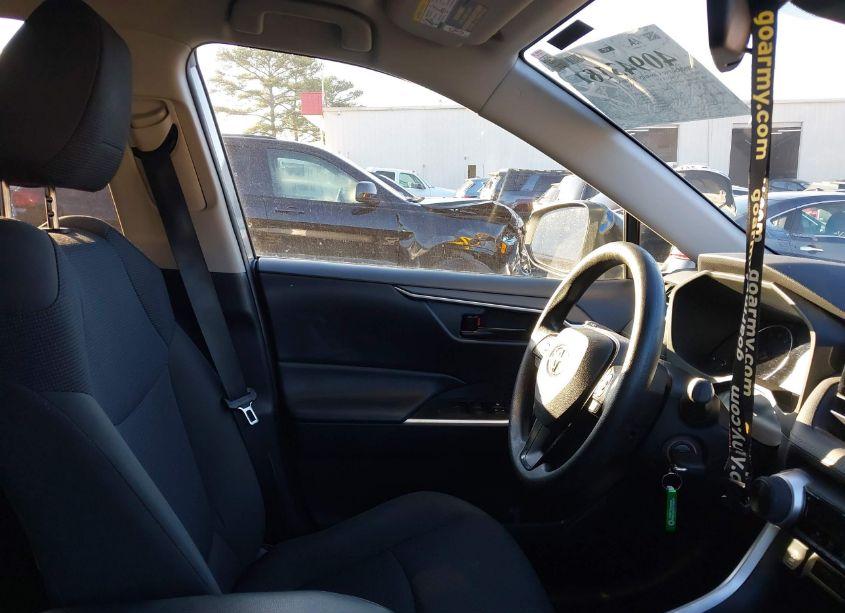 Photo 5 of 2019 Toyota Rav4 LE (VIN 2T3H1RFV4KW042659)