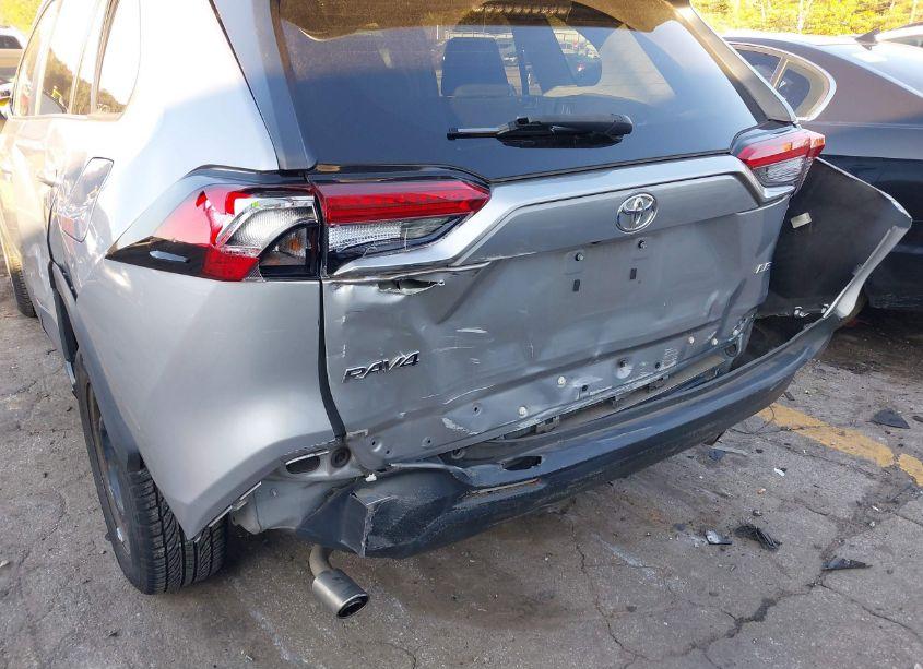 Photo 6 of 2019 Toyota Rav4 LE (VIN 2T3H1RFV4KW042659)