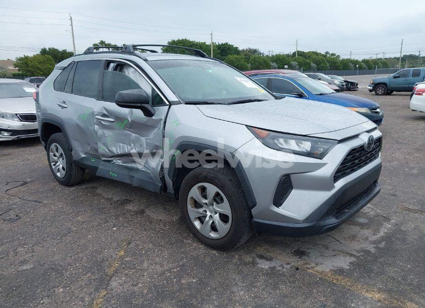 2020 Toyota Rav4 LE (VIN 2T3H1RFV4LC077558) main photo