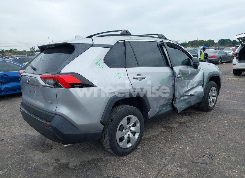 Photo 4 of 2020 Toyota Rav4 LE (VIN 2T3H1RFV4LC077558)