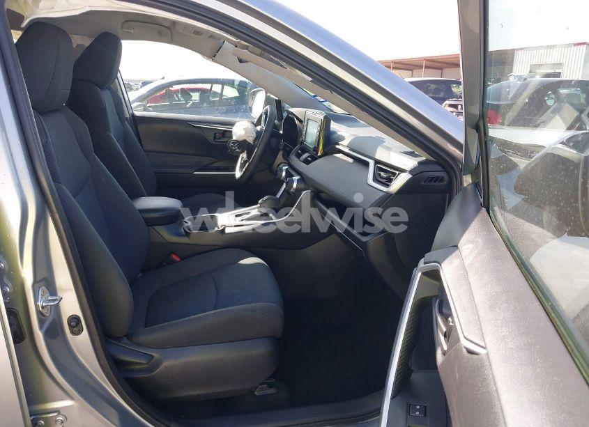 Photo 5 of 2021 Toyota Rav4 LE (VIN 2T3H1RFV4MC163860)