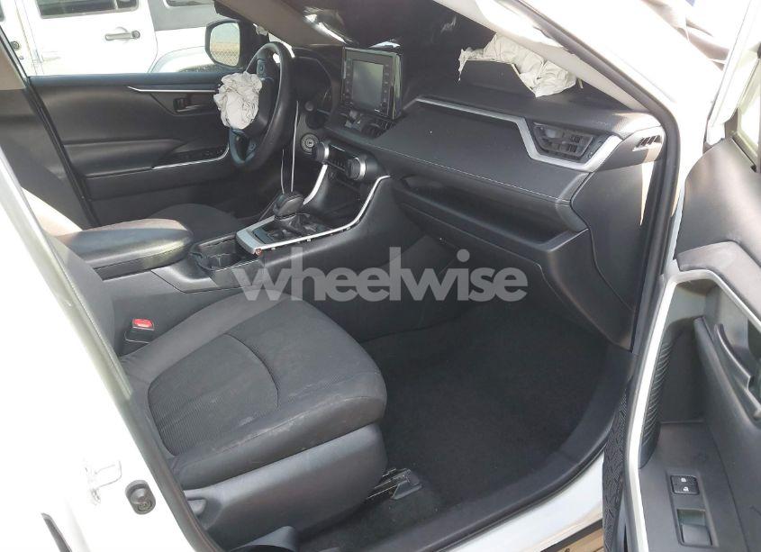 Photo 5 of 2021 Toyota Rav4 LE (VIN 2T3H1RFV4MW121798)