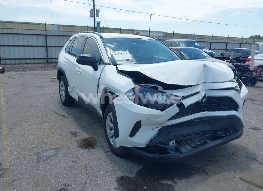 2019 Toyota Rav4 LE (VIN 2T3H1RFV5KC026701) main photo