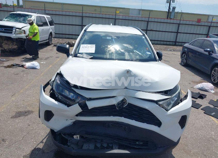 Photo 11 of 2019 Toyota Rav4 LE (VIN 2T3H1RFV5KC026701)