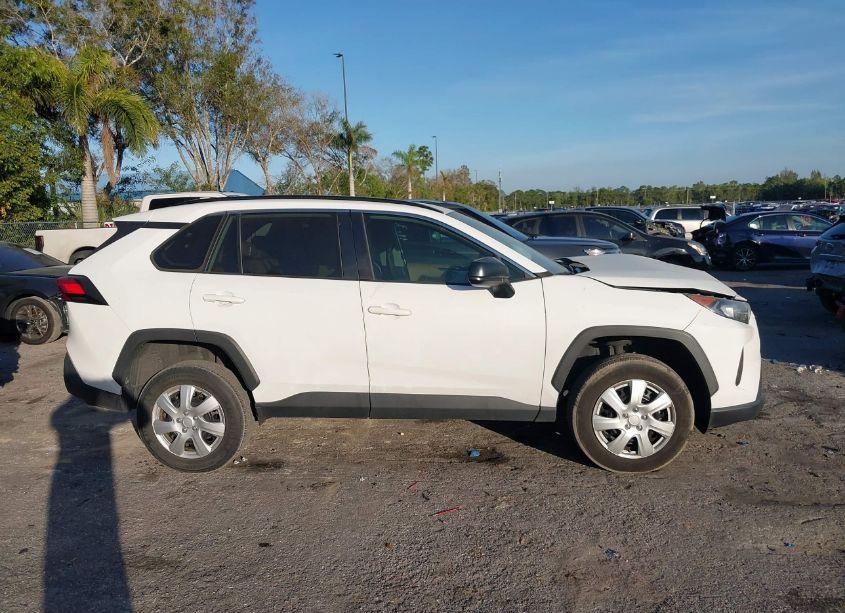 Photo 13 of 2020 Toyota Rav4 LE (VIN 2T3H1RFV5LC040213)