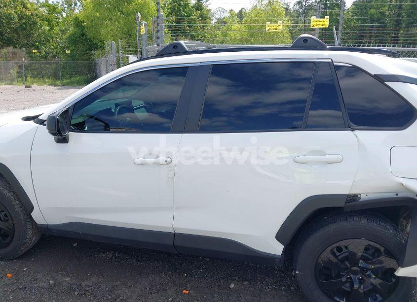Photo 14 of 2020 Toyota Rav4 LE (VIN 2T3H1RFV5LC042849)