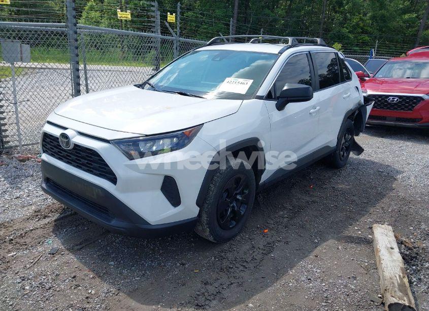 Photo 2 of 2020 Toyota Rav4 LE (VIN 2T3H1RFV5LC042849)