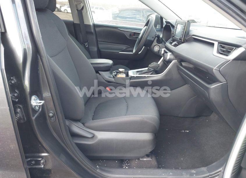 Photo 5 of 2020 Toyota Rav4 LE (VIN 2T3H1RFV5LC047341)