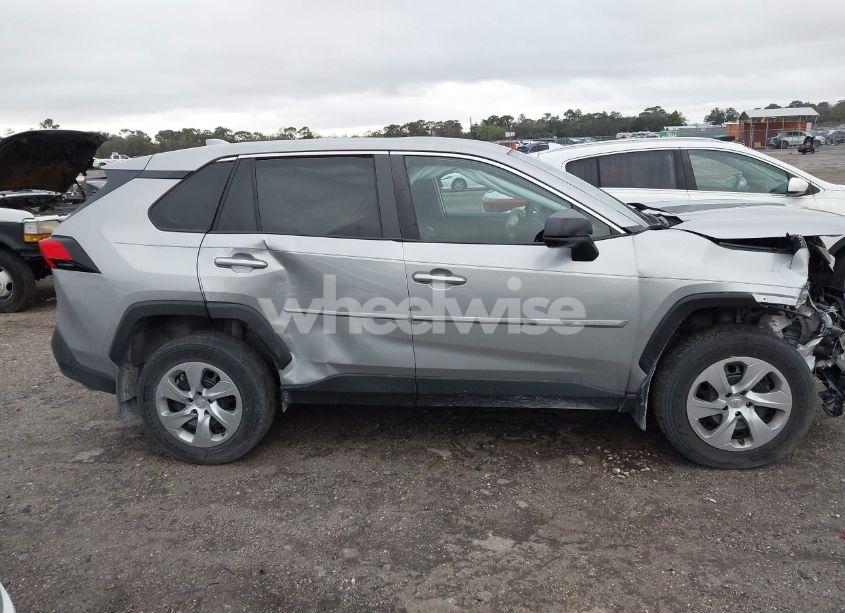 Photo 13 of 2022 Toyota Rav4 LE (VIN 2T3H1RFV5NW216940)