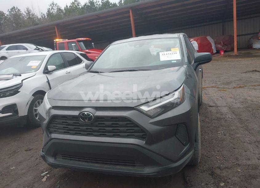 Photo 12 of 2024 Toyota Rav4 LE (VIN 2T3H1RFV5RC252425)