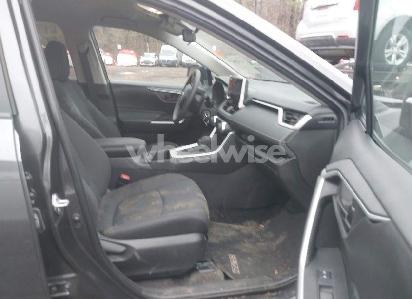 Photo 5 of 2024 Toyota Rav4 LE (VIN 2T3H1RFV5RC252425)