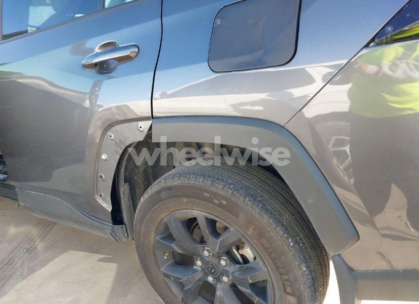 Photo 18 of 2024 Toyota Rav4 LE (VIN 2T3H1RFV5RW303694)