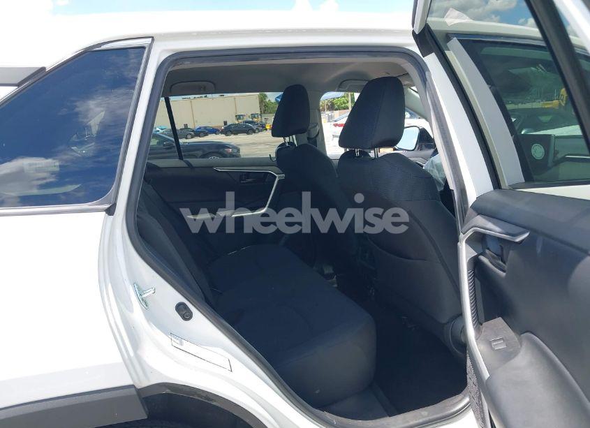 Photo 8 of 2024 Toyota Rav4 LE (VIN 2T3H1RFV5RW313027)