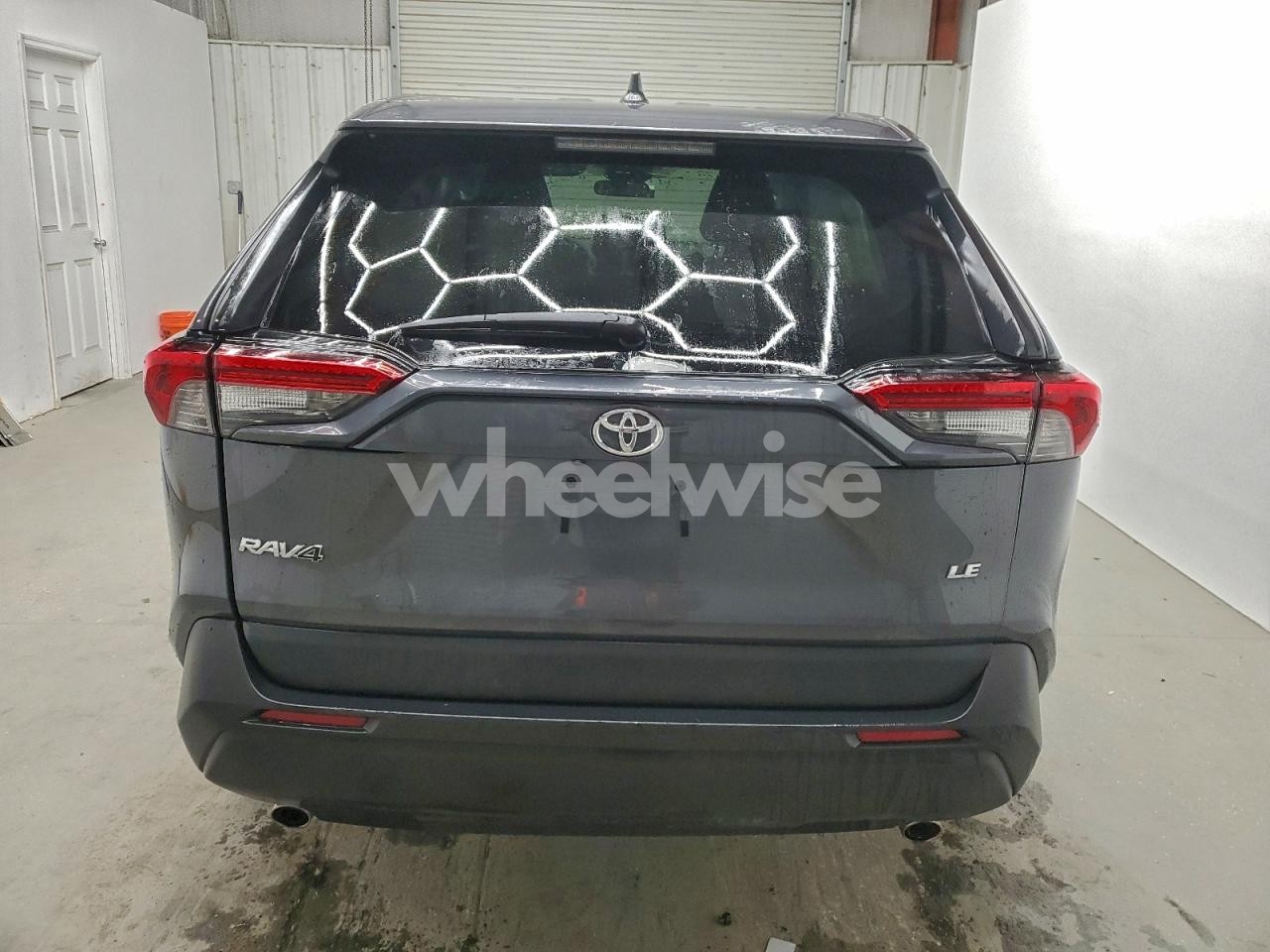 Photo 6 of 2024 TOYOTA RAV4 LE (VIN 2T3H1RFV5RW323623)