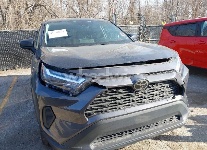 Photo 6 of 2024 Toyota Rav4 LE (VIN 2T3H1RFV5RW326697)