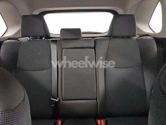 Photo 2 of 2025 TOYOTA RAV4 LE (VIN 2T3H1RFV5SW382452)