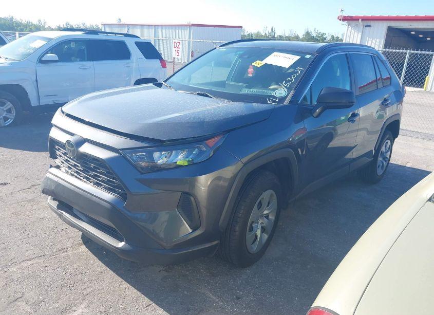 Photo 2 of 2020 Toyota Rav4 LE (VIN 2T3H1RFV6LC050491)