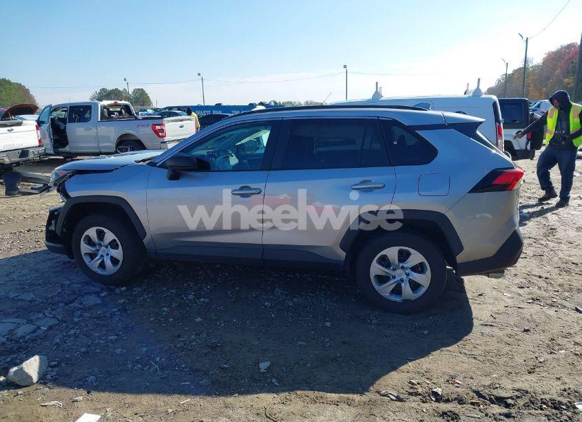Photo 14 of 2020 Toyota Rav4 LE (VIN 2T3H1RFV6LC050541)