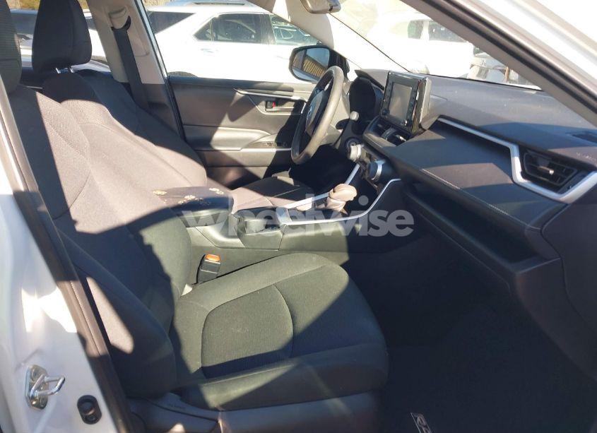 Photo 5 of 2020 Toyota Rav4 LE (VIN 2T3H1RFV6LC069039)