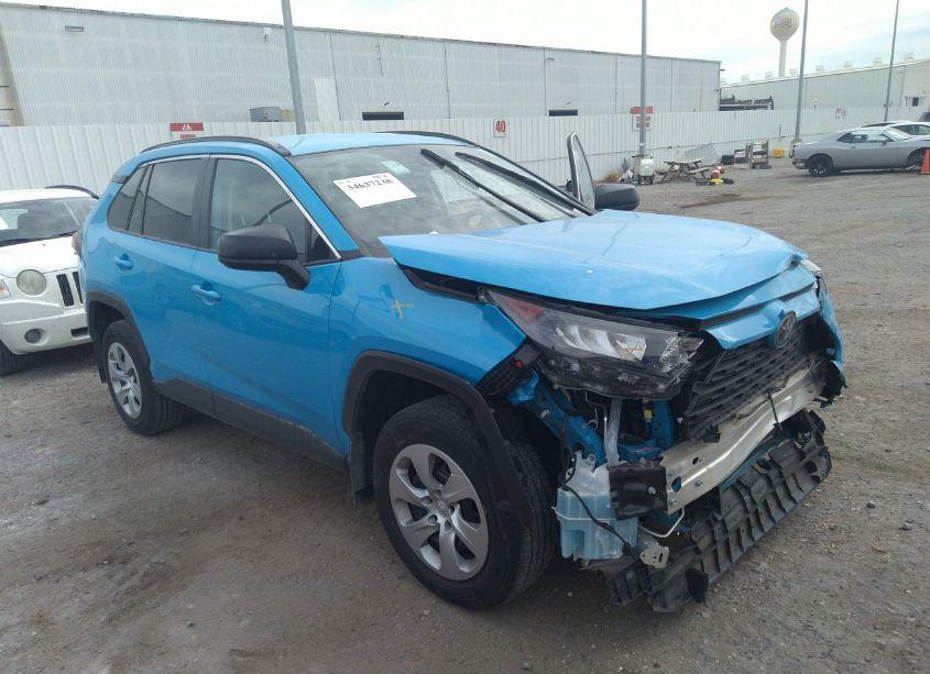 2021 Toyota Rav4 LE (VIN 2T3H1RFV6MW135282) main photo