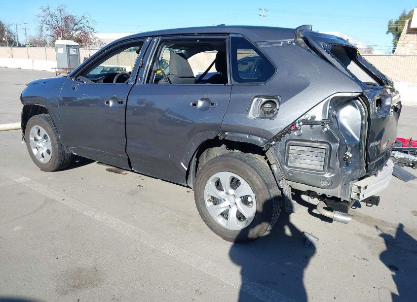 Photo 3 of 2021 Toyota Rav4 LE (VIN 2T3H1RFV6MW149621)