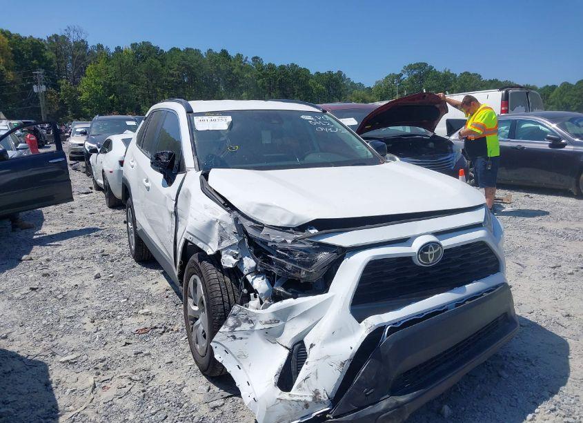 2021 Toyota Rav4 LE (VIN 2T3H1RFV6MW168413) main photo