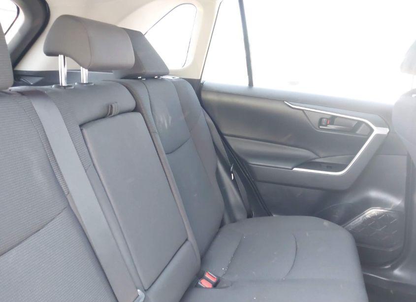 Photo 8 of 2021 Toyota Rav4 LE (VIN 2T3H1RFV6MW168413)