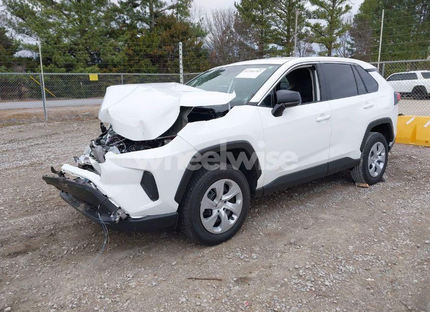 Photo 2 of 2024 Toyota Rav4 LE (VIN 2T3H1RFV6RC293484)