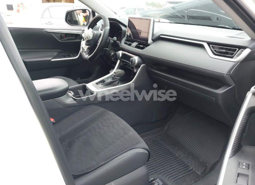 Photo 5 of 2024 Toyota Rav4 LE (VIN 2T3H1RFV6RC293484)