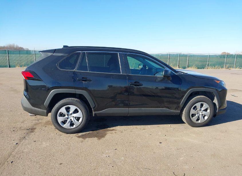 Photo 13 of 2019 Toyota Rav4 LE (VIN 2T3H1RFV7KW002981)