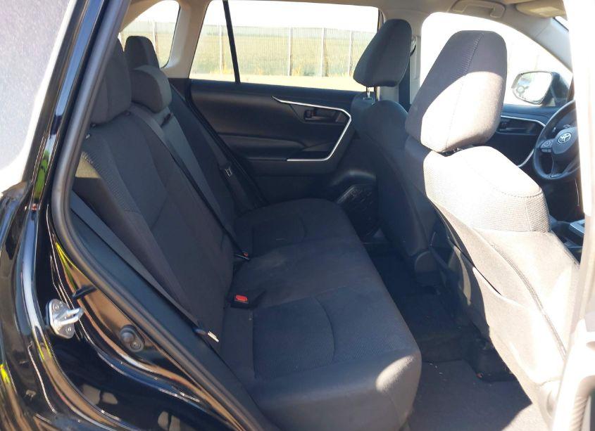 Photo 8 of 2019 Toyota Rav4 LE (VIN 2T3H1RFV7KW002981)